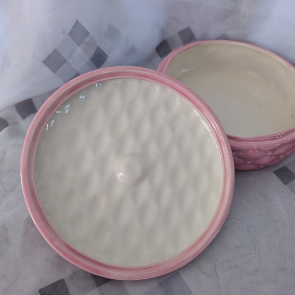 Arnels Ceramic 7” Quilted Round Lidded Dish Powder Jewelry Trinket Vintage - Picture 4 of 7